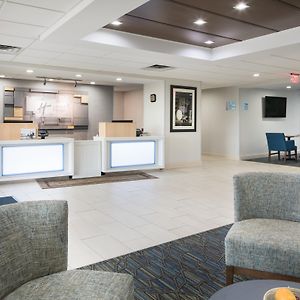 Holiday Inn Express Louisville Northeast By Ihg